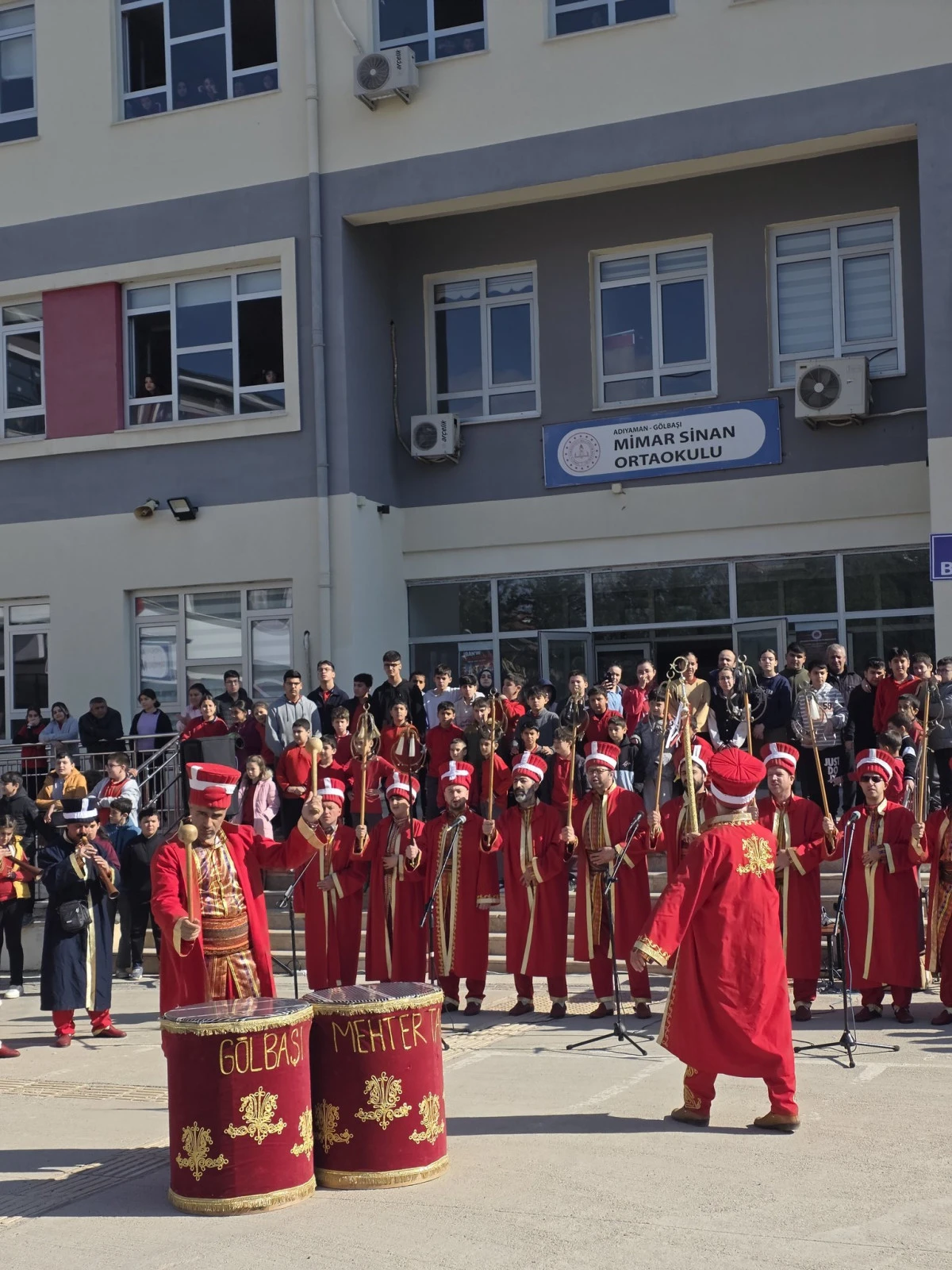 12 Mart G&ouml;lbaşı&rsquo;nda da Kutlandı