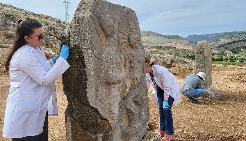 2 bin 100 Yıllık Steller Perre Antik Kent'te Sergilenecek