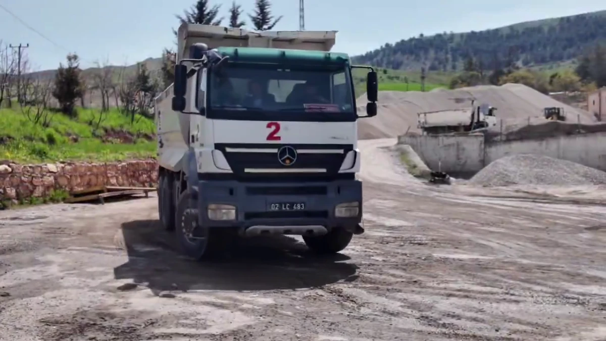 Adıyaman İl &Ouml;zel İdaresi 20 Kamyon Şof&ouml;r&uuml; Alımı İ&ccedil;in Sınav S&uuml;recini Başlattı