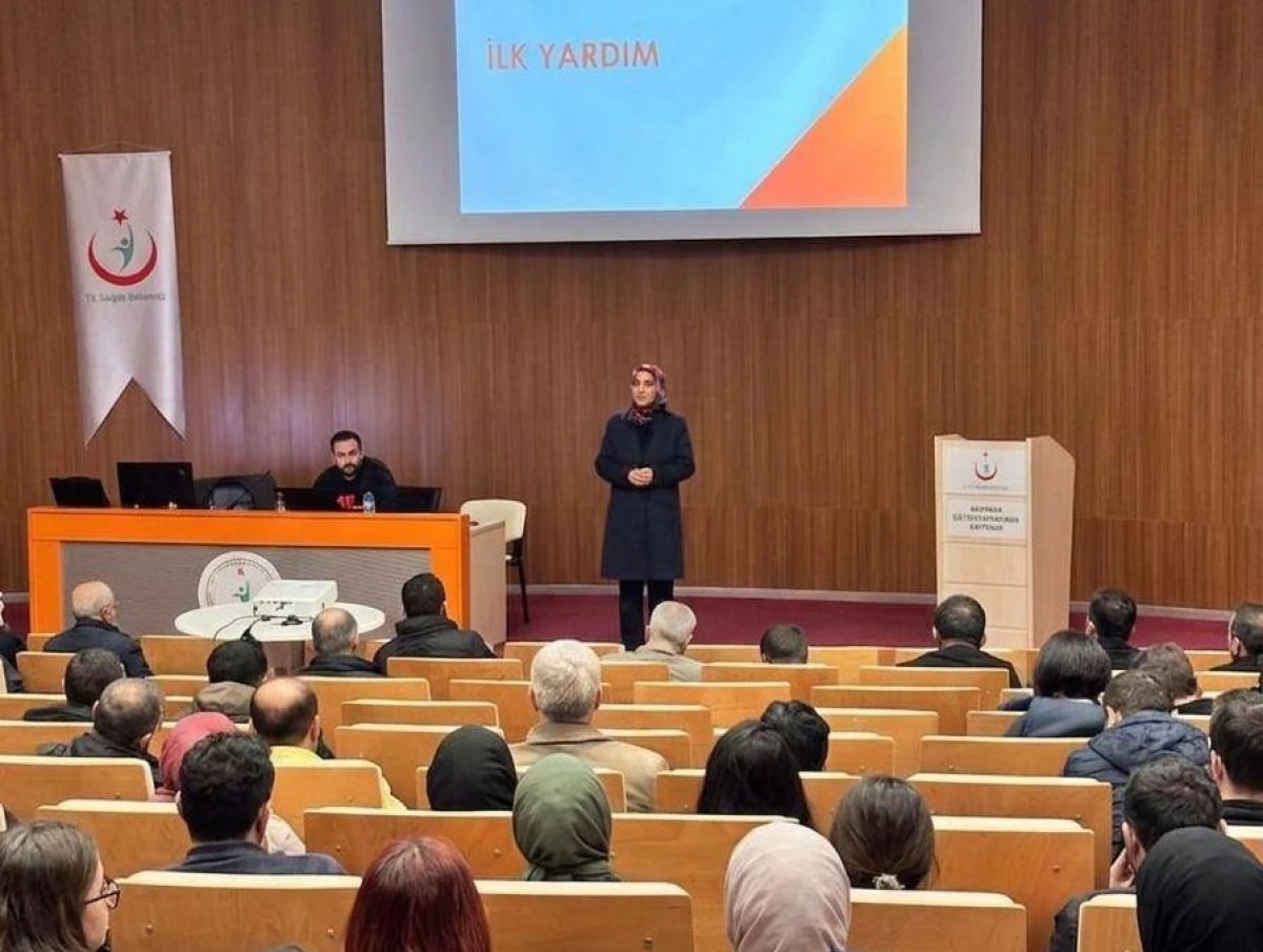 Adıyaman İl Sağlık M&uuml;d&uuml;rl&uuml;ğ&uuml; Personeline İSG Eğitimi Verildi