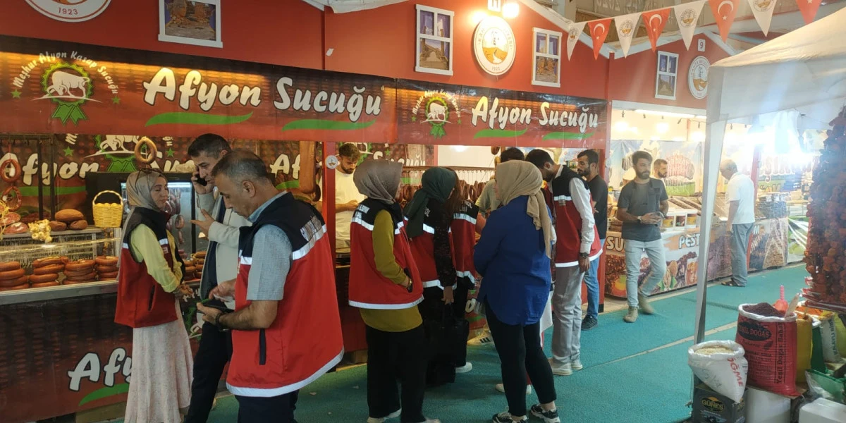 Adıyaman Kahta Yöresel Ürün Fuarı'nda Gıda Denetimi Yapıldı