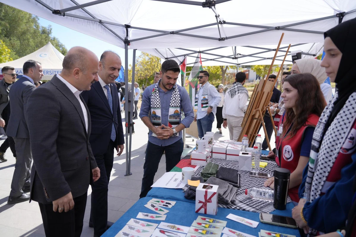 Adıyaman Üniversitesinde Gazze İçin Kermes Düzenlendi