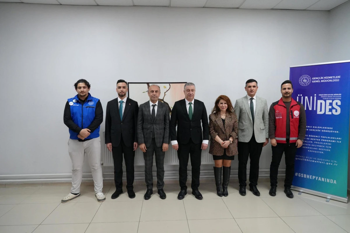 Adıyaman &Uuml;niversitesi&rsquo;nde &ldquo;QR Nesli İyilik Peşinde&rdquo; Projesi Hayata Ge&ccedil;irildi