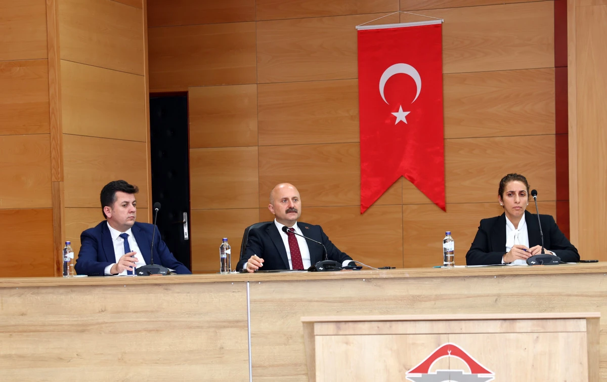Adıyaman’da 2025 Yatırım Değerlendirmesi: Projelerde Yüzde 56’lık Gerçekleşme