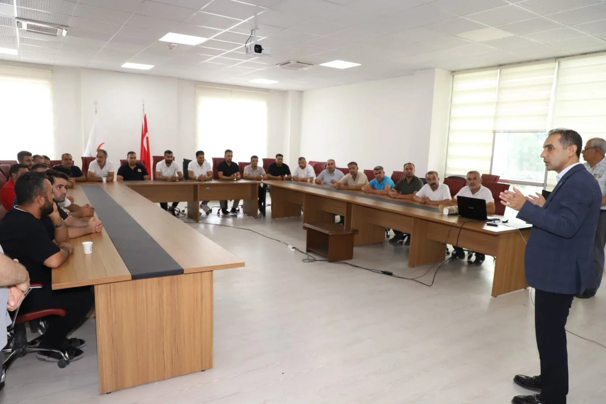 Adıyaman&rsquo;da 27 Kursiyere Biyosidal &Uuml;r&uuml;n Uygulama Eğitimi