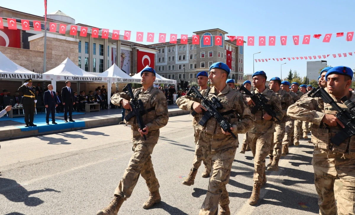 Adıyaman’da 29 Ekim Coşkusu: Cumhuriyetimizin 102. Yılı Büyük Bir Gururla Kutlandı