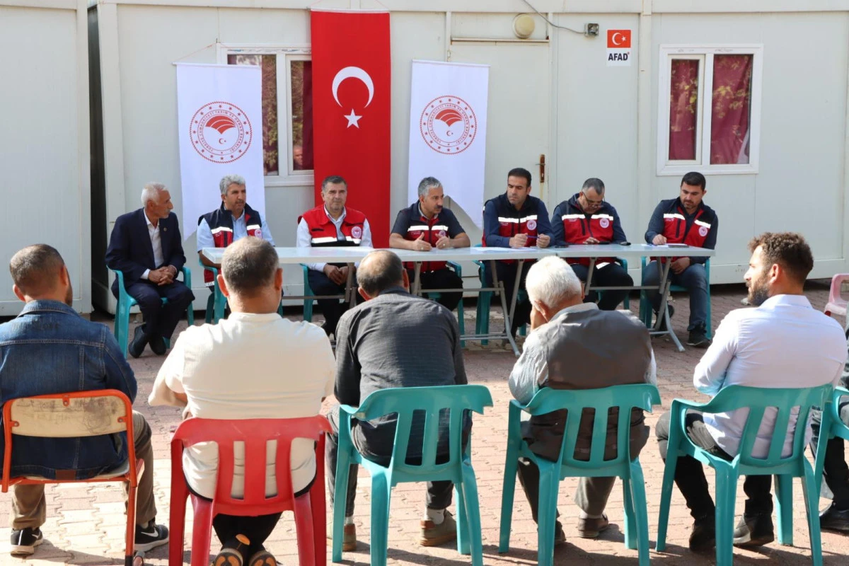 Adıyaman’da “Cuma Buluşmaları” ile Çiftçilere Tarımsal Destek ve Bilgilendirme