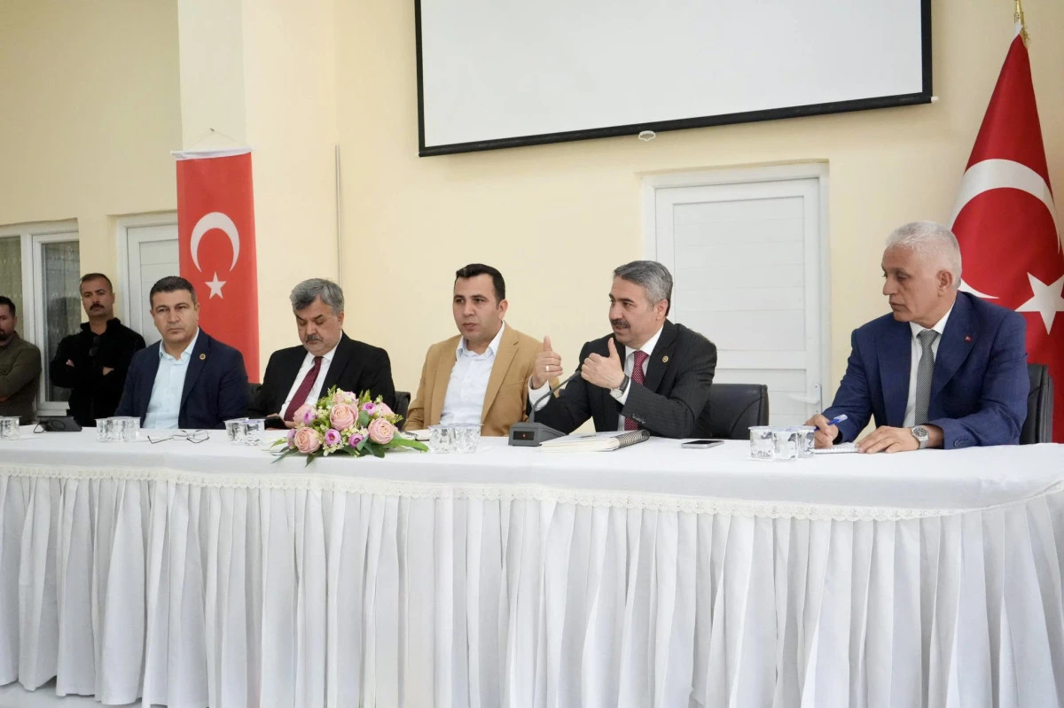 Adıyaman&rsquo;da G&ouml;lbaşı İl&ccedil;esinde Yoğun İstişare Ve Temas Trafiği