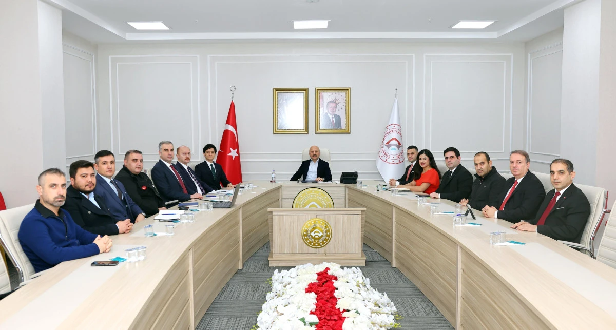 Adıyaman&rsquo;da Hizmet ve Deprem Konutları G&uuml;ndemde