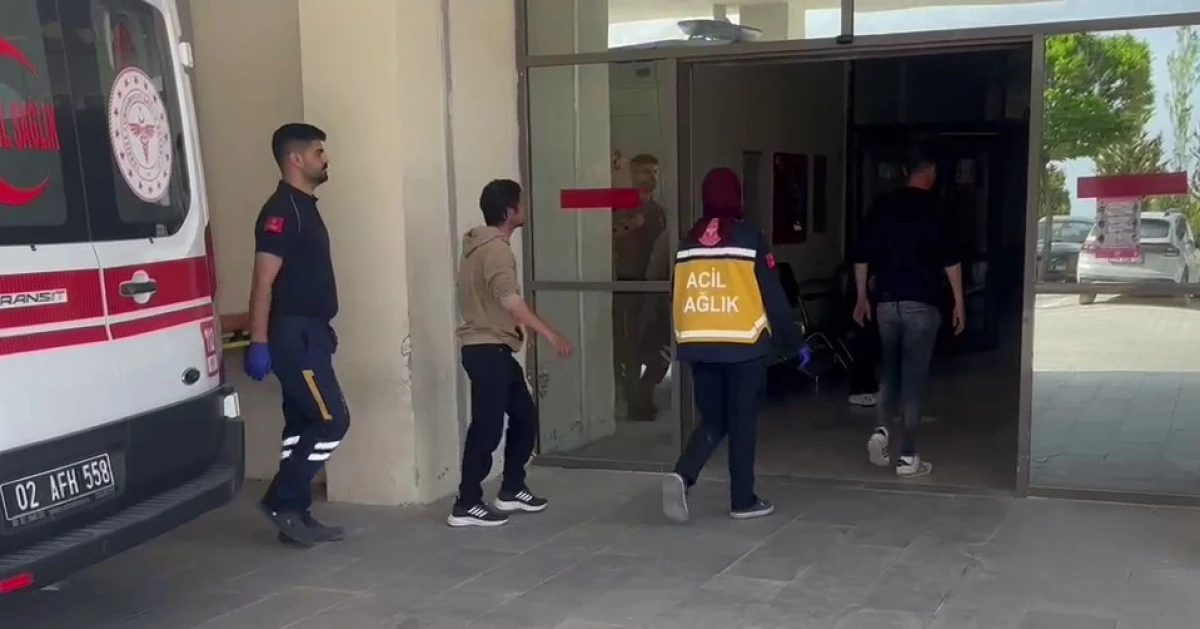 Adıyaman'da İki Grup Arasındaki Bıçaklı: 3 Yaralı   