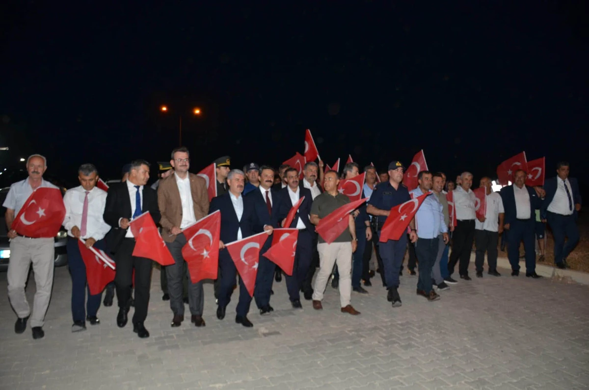 Adıyaman'da İl&ccedil;elerde de 15 Temmuz'un 10. Yılında Tek Y&uuml;rek