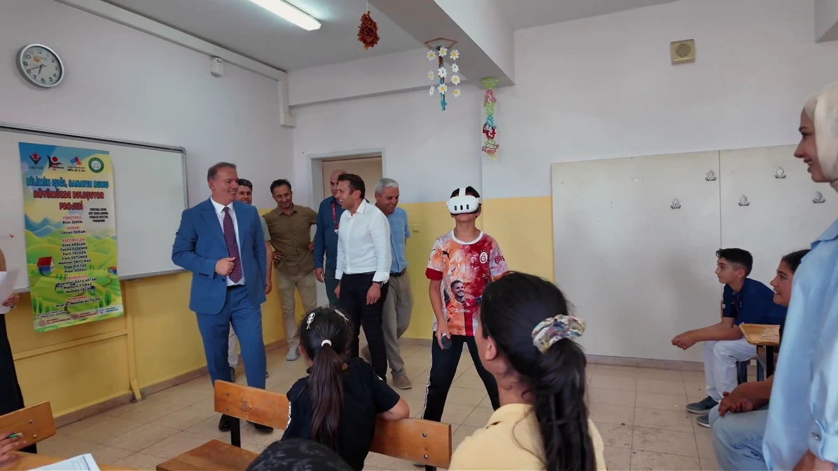 Adıyaman&rsquo;da K&ouml;y Okullarına Bilim ve Sanat Desteği