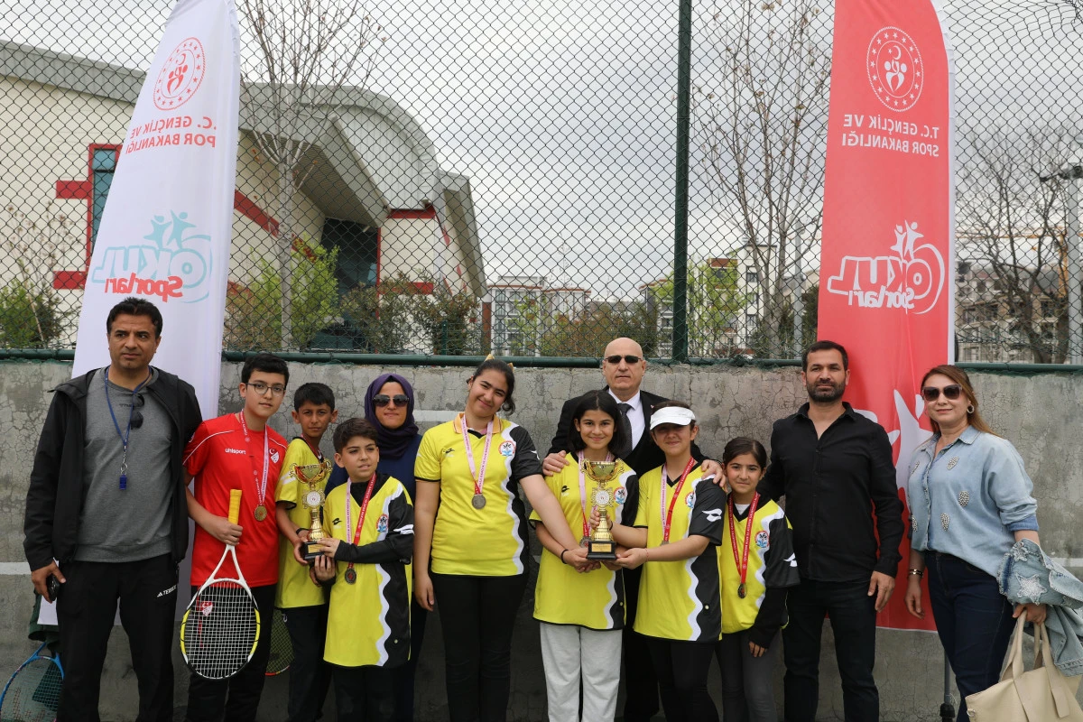 Adıyaman&rsquo;da Minikler Tenis M&uuml;sabakaları B&uuml;y&uuml;k Coşkuya Sahne Oldu