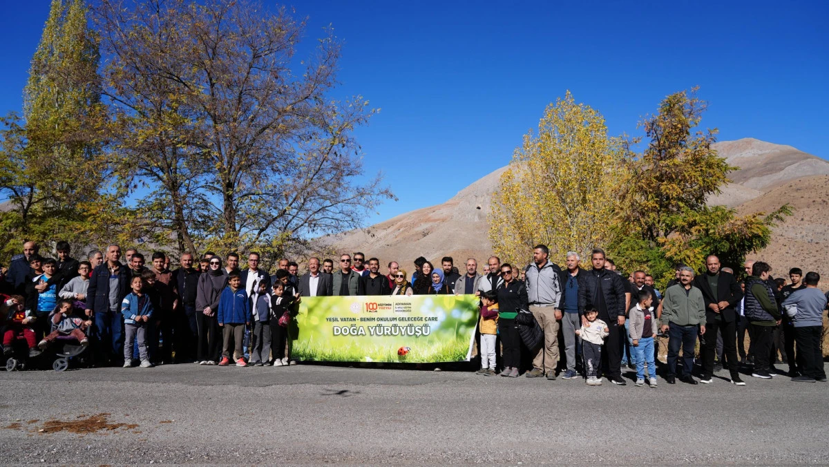 Adıyaman’da Öğretmenler Doğa Yürüyüşünde Buluştu