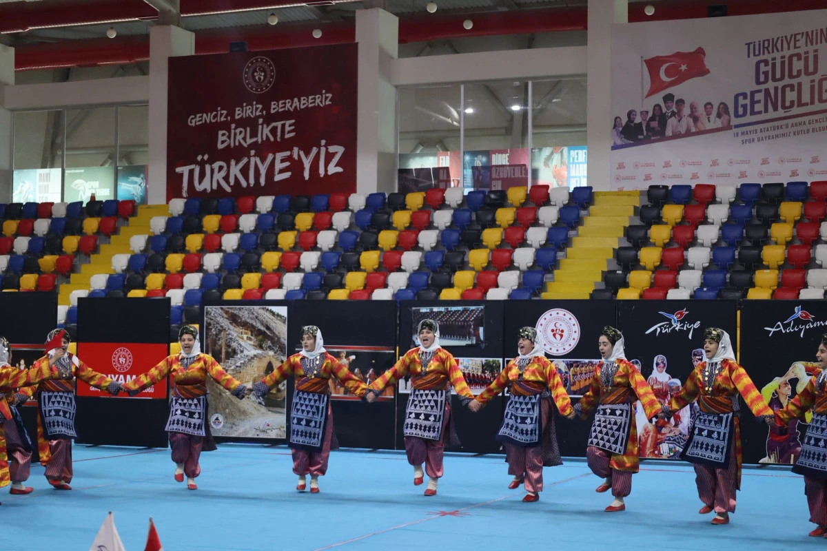 Adıyaman&rsquo;da Okul Sporları Halk Oyunları M&uuml;sabakaları Coşkuyla Tamamlandı