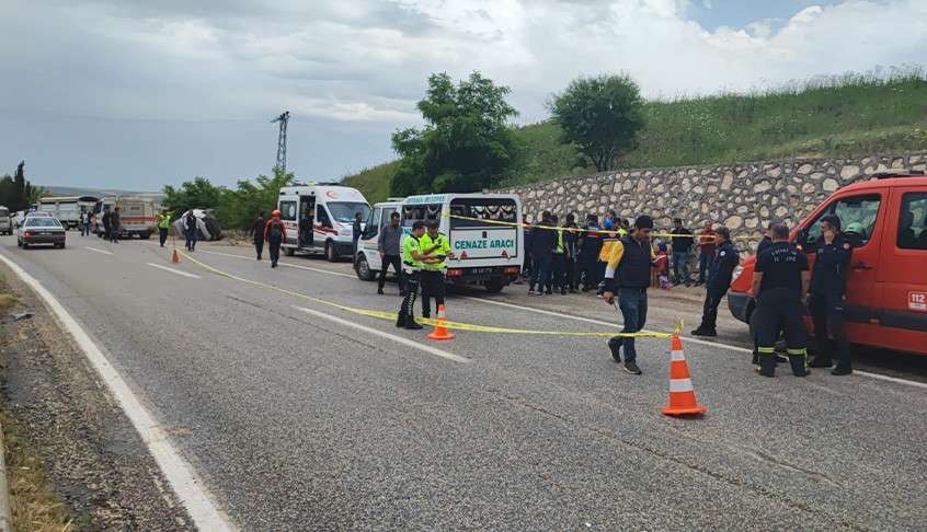 Adıyaman'da Otomobil Takla Attı: 1 Ölü, 1 Yaralı