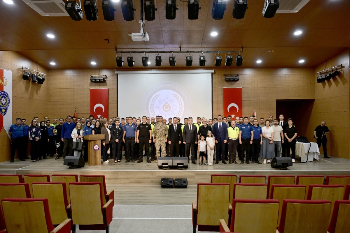 Adıyaman&rsquo;da Polis Teşkilatına Y&ouml;nelik &ldquo;Farkındalık, Moral ve Motivasyon&rdquo; Semineri D&uuml;zenlendi