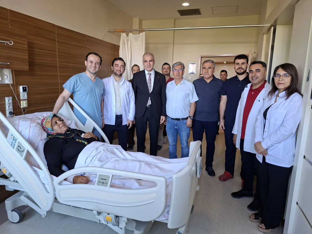 Adıyaman&rsquo;da Sağlıkta &Ouml;nemli Başarı: Endoskopik Hipofiz Ameliyatı Multidisipliner Ekiple Ger&ccedil;ekleştirildi