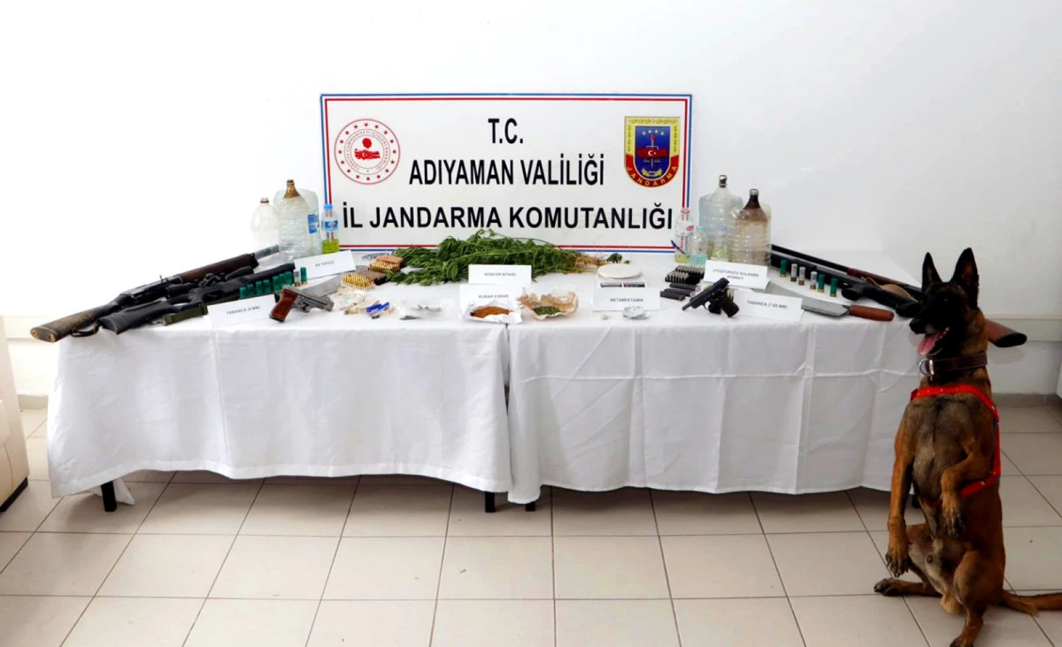 ADIYAMAN’DA UYUŞTURUCU OPERASYONU 10 KİŞİ GÖZALTINA ALINDI 