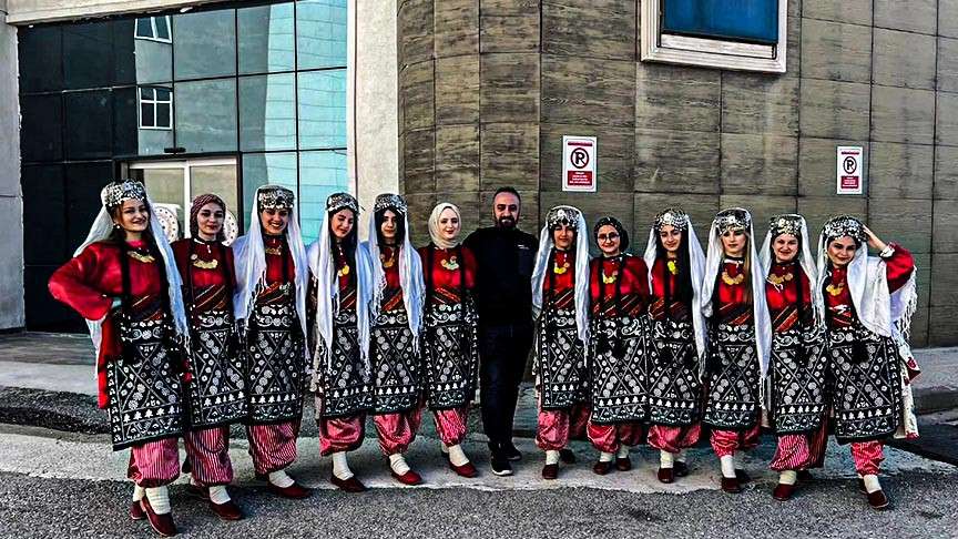 Adıyaman'ın halk oyunları ekibi Türkiye finaline katılacak