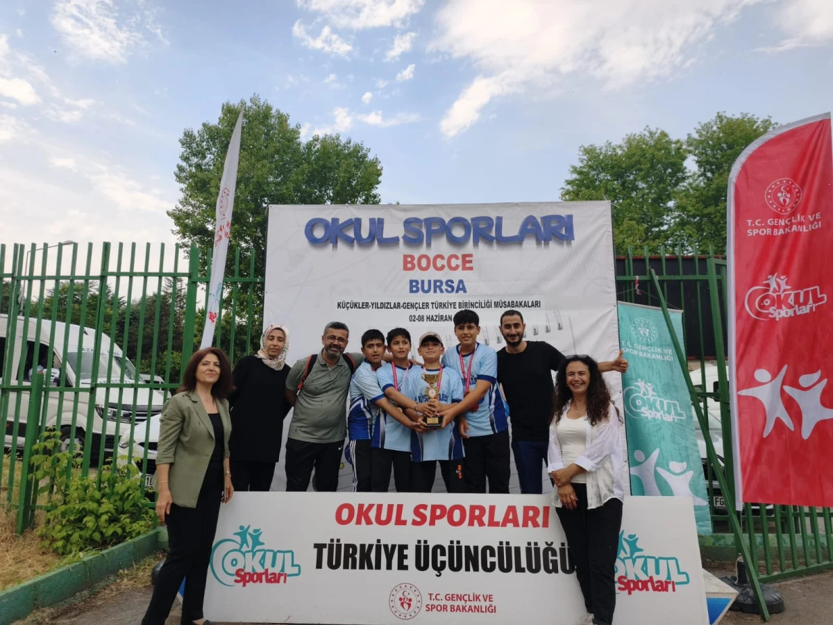 Adıyamanlı &Ouml;ğrenciler Bocce T&uuml;rkiye Birinciliğinde B&uuml;y&uuml;k Başarı Elde Etti