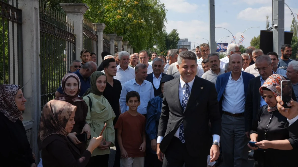 AK Parti 25 Yaşında: İshak Şan, Adıyaman&rsquo;ın 25 Yıllık Değişimini Anlattı