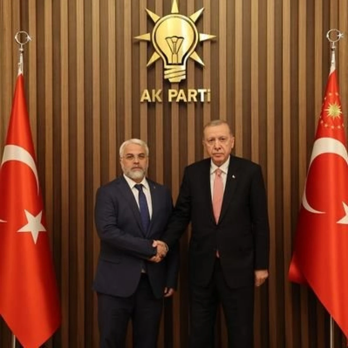 AK Parti Adıyaman İl Başkanı Faruk Bülent Kablan Görevden Alındı
