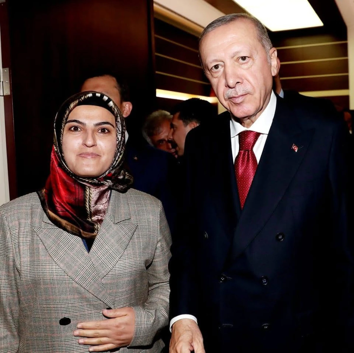 AK Parti Adıyaman İl Kadın Kolları Başkanı Saliha Diler G&ouml;revden Alındı