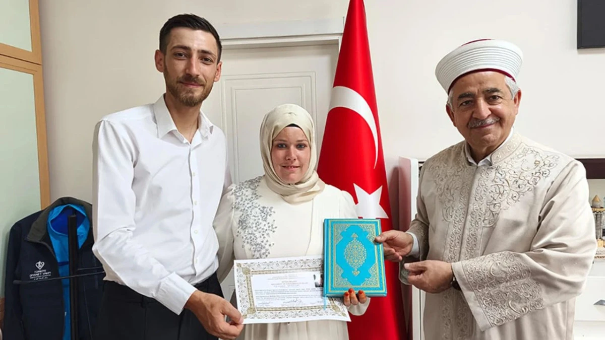 Alman Kadın Adıyaman'da Müslüman Oldu