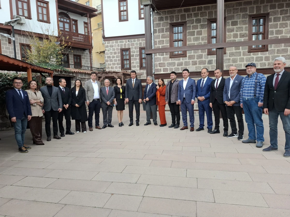 Arıkan: Gündemimizde Partiler Arası Birleşme Yok!