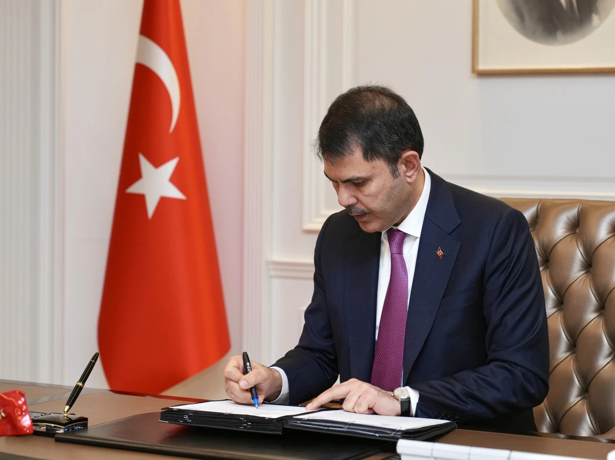 Bakan Kurum, Toki&rsquo;nin A&ccedil;ık Satış Kampanyasının &Ouml;rnek Konutlarını Paylaştı