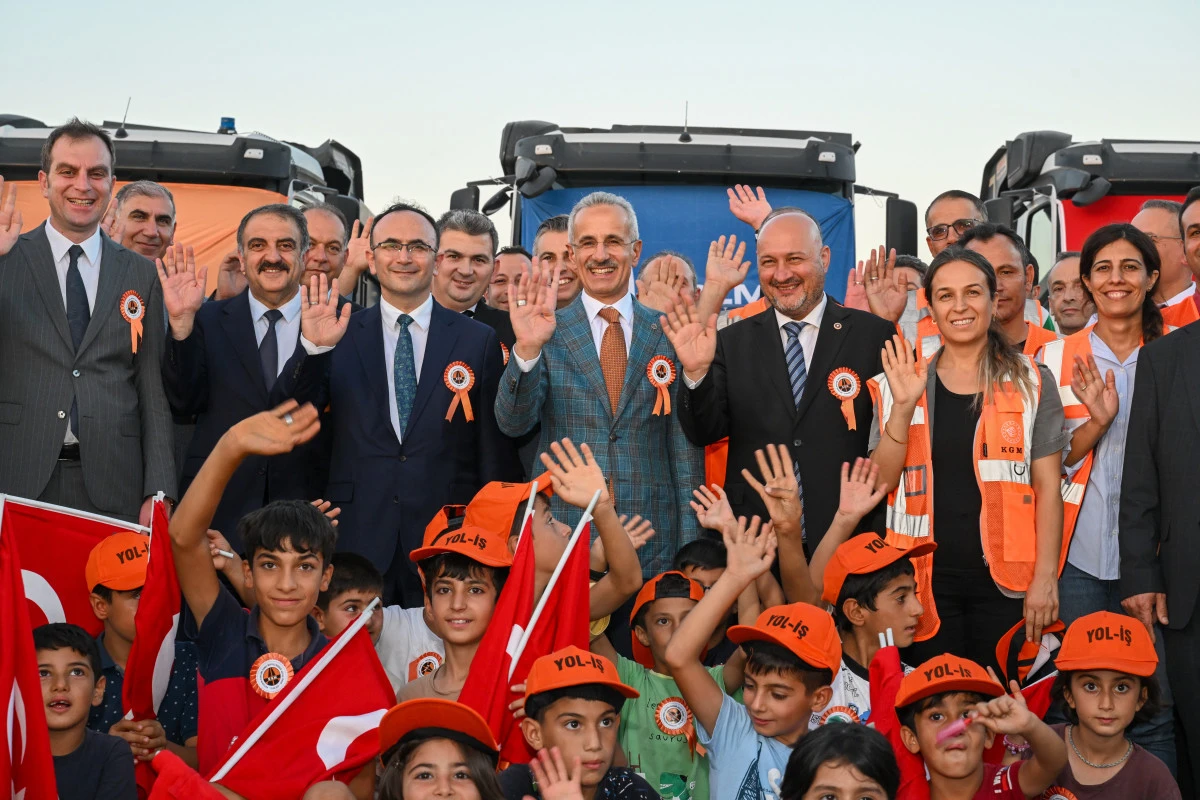 Bakan Uraloğlu: Adıyaman&rsquo;da 1,1 Milyar TL Yatırım Yapıldı