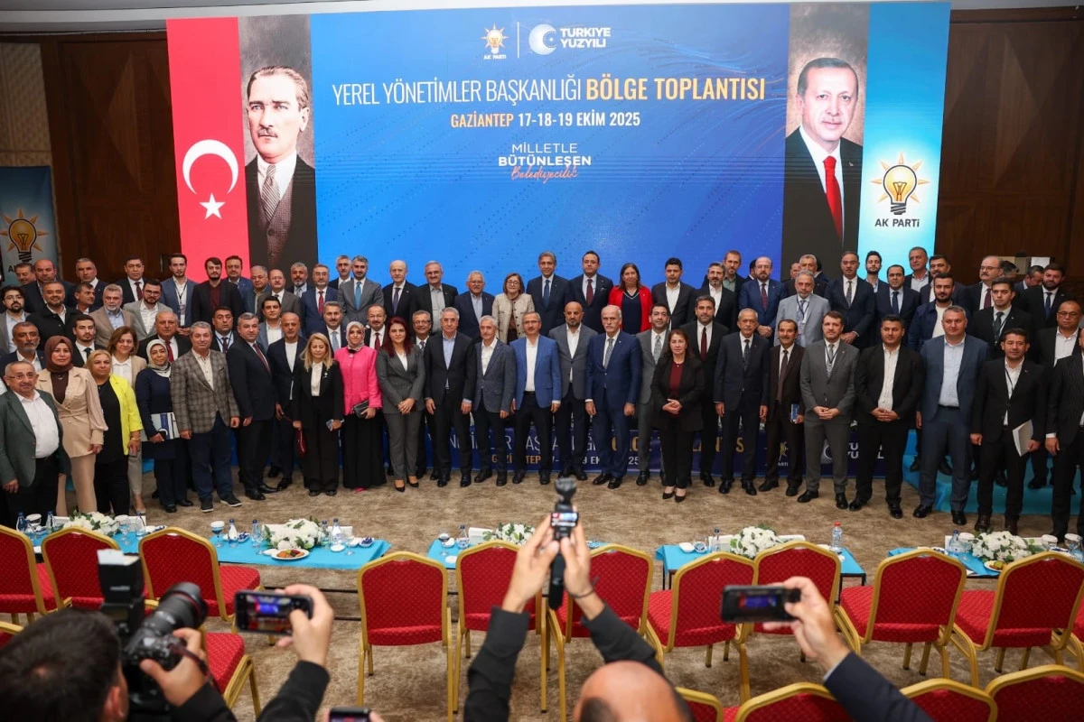 Bakan Yardımcısı Ahmet Aydın Gaziantep’te Temaslarda Bulundu