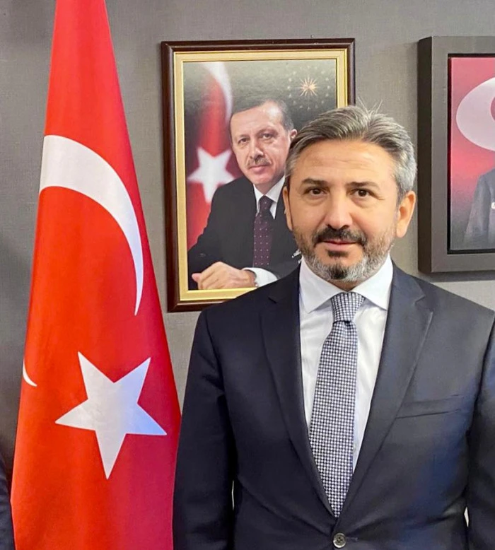 Bakan Yardımcısı Ahmet Aydın'dan Emekçilere Anlamlı Mesaj