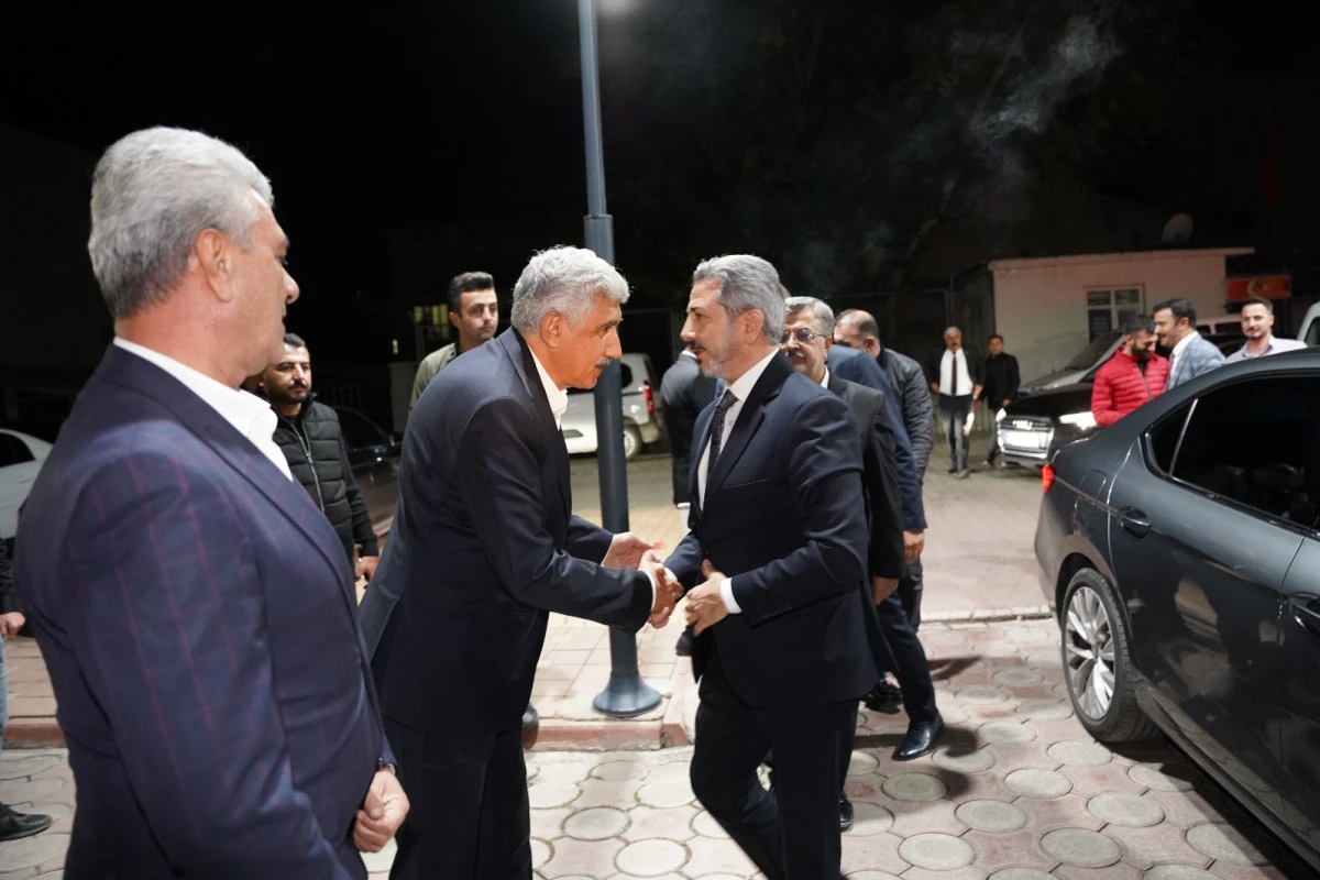 Bakan Yardımcısı Ahmet Aydın’dan Kahta Belediye Başkanı Mehmet Can Hallaç’a Ziyaret