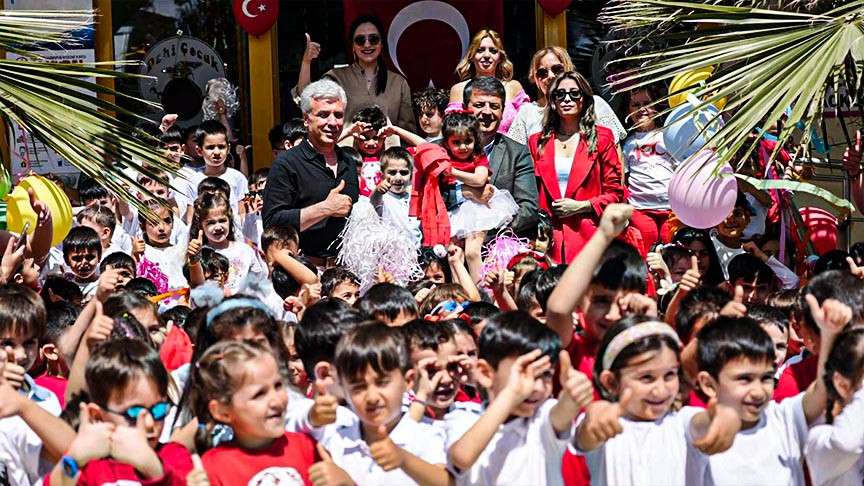 Başkan Tutdere, 23 Nisan Ulusal Egemenlik ve Çocuk Bayramı'nı kutladı