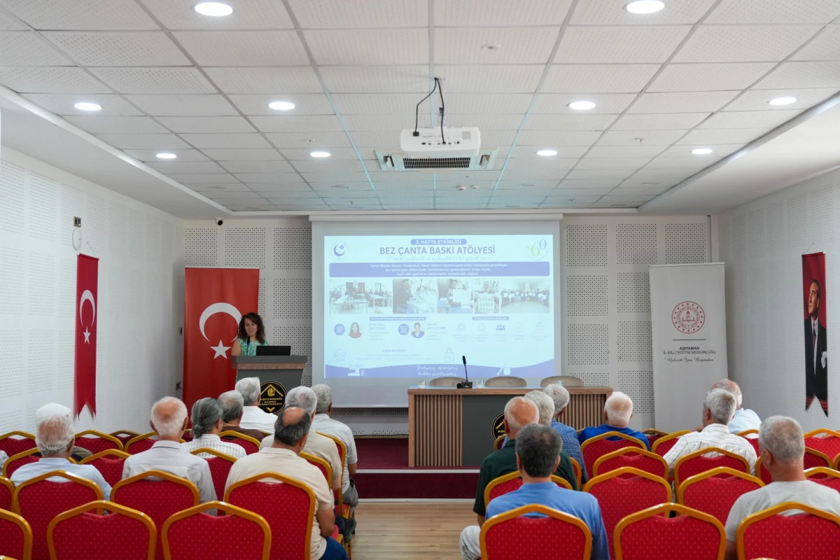 Bilim Kafe Buluşmaları&rsquo;nda yaşam boyu &ouml;ğrenme ve beyin sağlığı ele alındı