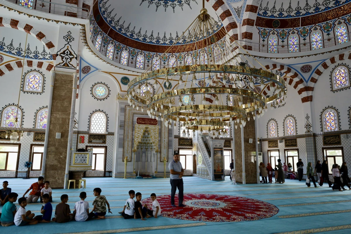 Camilerde Yaz Kur&rsquo;an Kursları Başladı