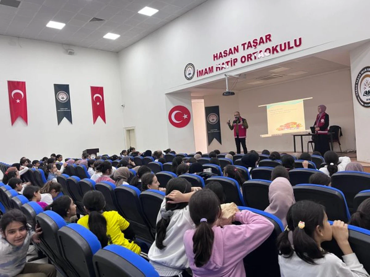 Çocuk Hakları ve Akran Zorbalığına Dikkat Çekildi, Sanatla Yaşam Projesi Sürüyor