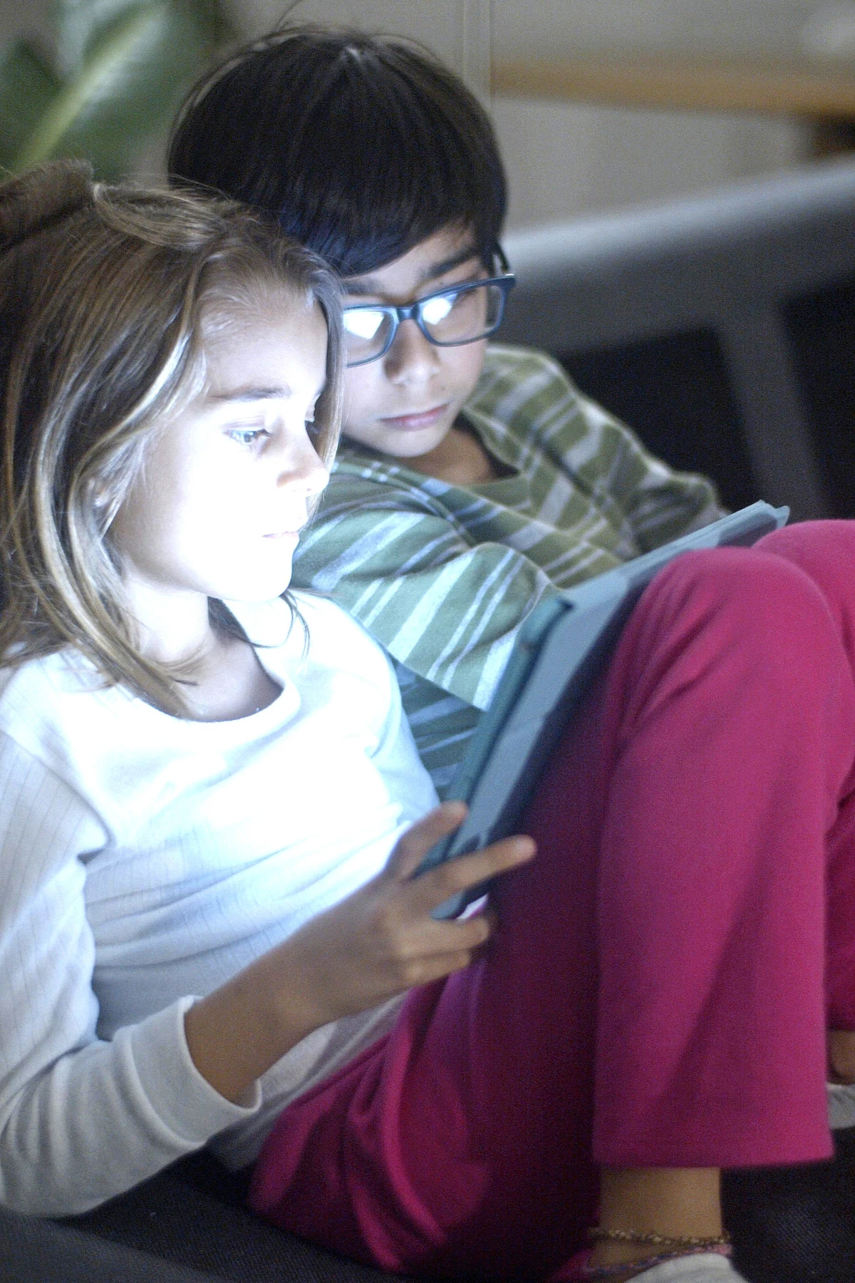 &Ccedil;ocukların Dijital G&uuml;venliği İ&ccedil;in Uluslararası İş Birliği Vurgusu