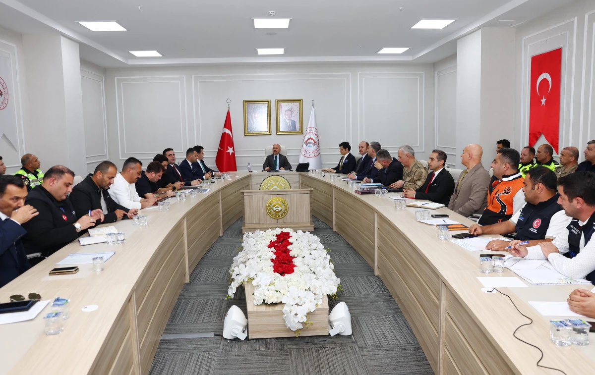 Cumhurbaşkanı Erdoğan’ın Adıyaman Ziyareti Öncesi Güvenlik Toplantısı Yapıldı