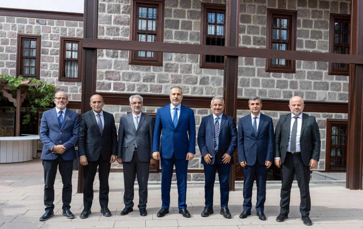 Dışişleri Bakanı Fidan: “ABD’nin Abbas’a Vize Vermemesi Konusunda Stratejik Faydayı Önceliyoruz”