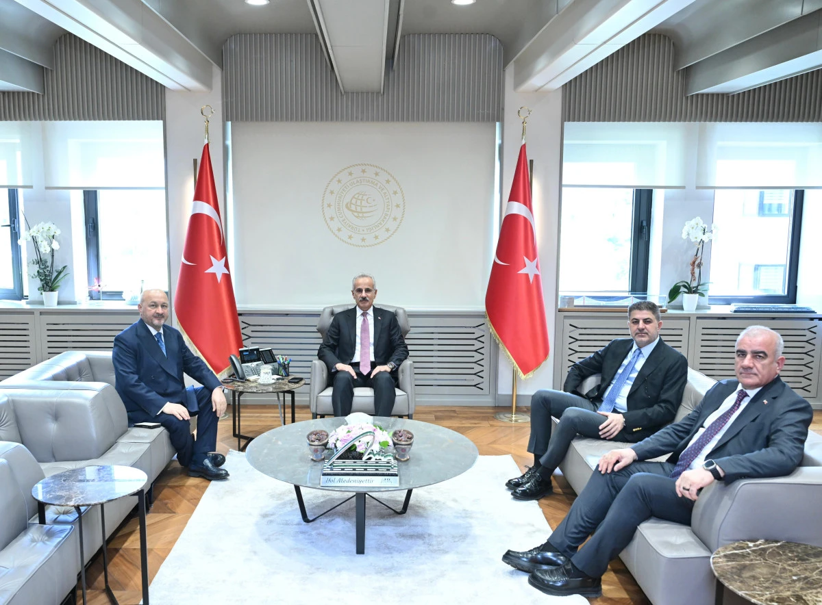 Do&ccedil;. Dr. Resul Kurt: &ldquo;Adıyaman&rsquo;ın ulaşım altyapısını T&uuml;rkiye Y&uuml;zyılı vizyonuyla g&uuml;&ccedil;lendiriyoruz&rdquo;