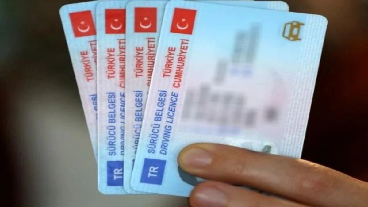 Eski Tip Ehliyetler İçin Son Gün, Ücret 7 Bin 438 Lira Olacak