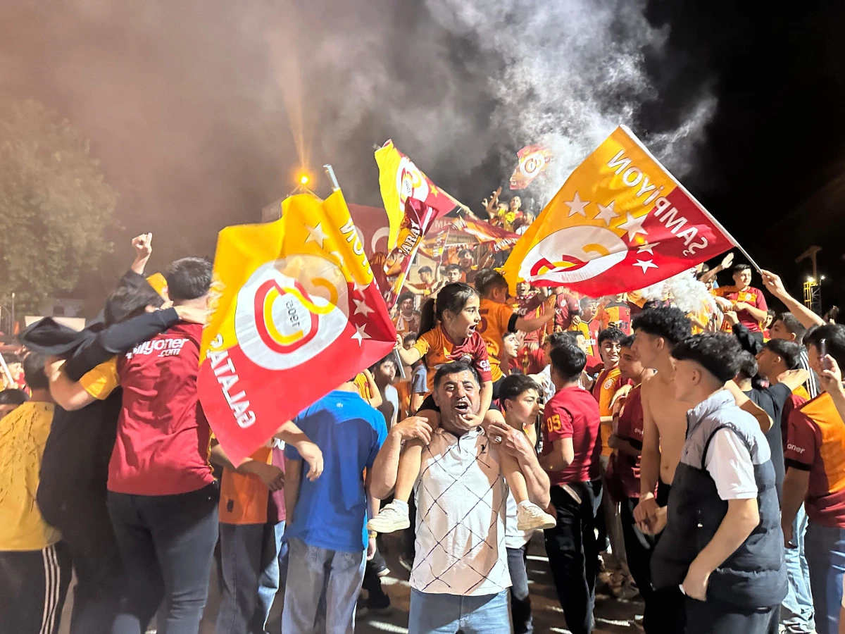 Galatasaray’ın Şampiyonluğu Adıyaman’da Coşkuyla Kutlandı   
