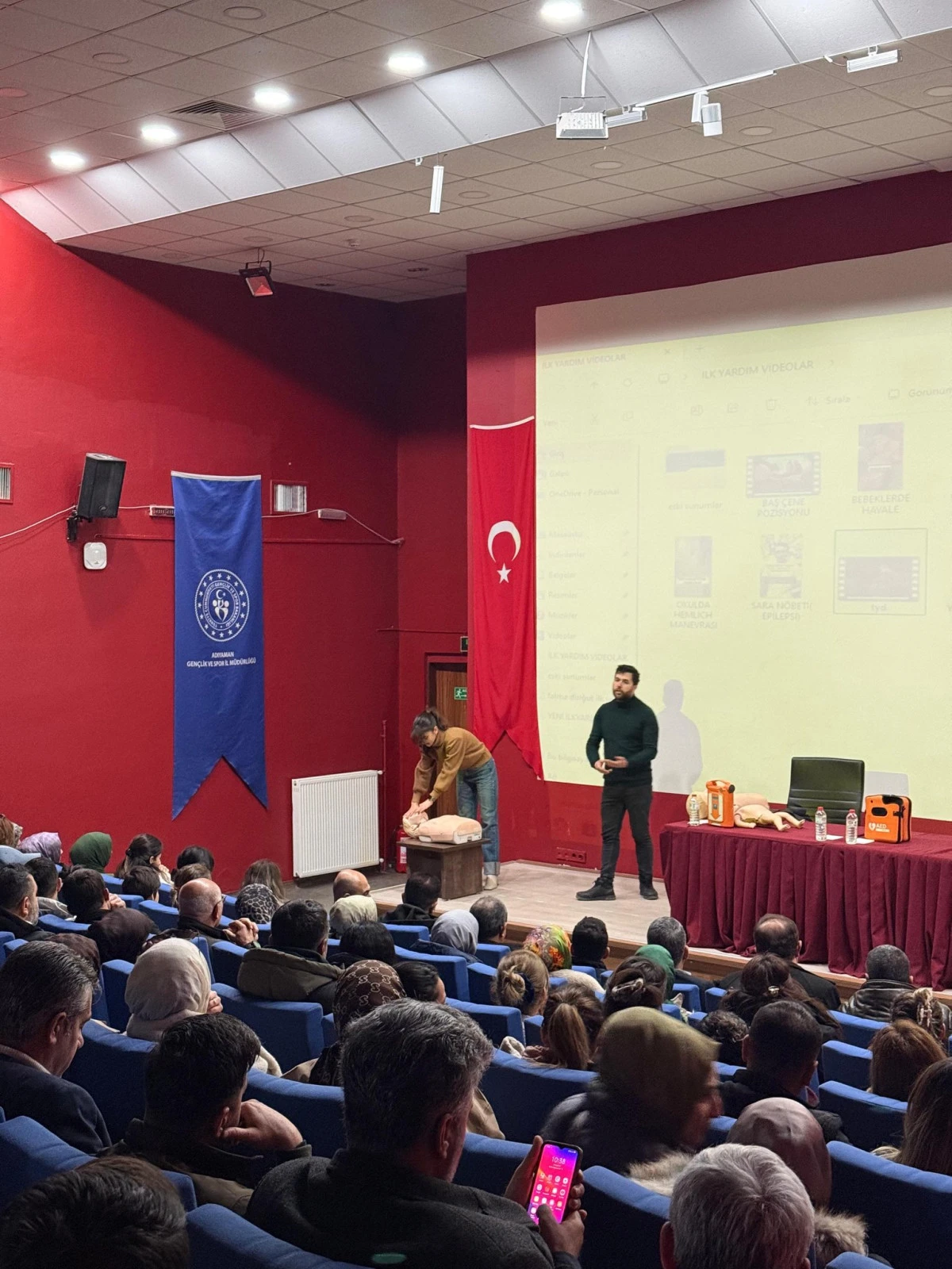 Gen&ccedil;lik ve Spor Personeline İlk Yardım Eğitimi