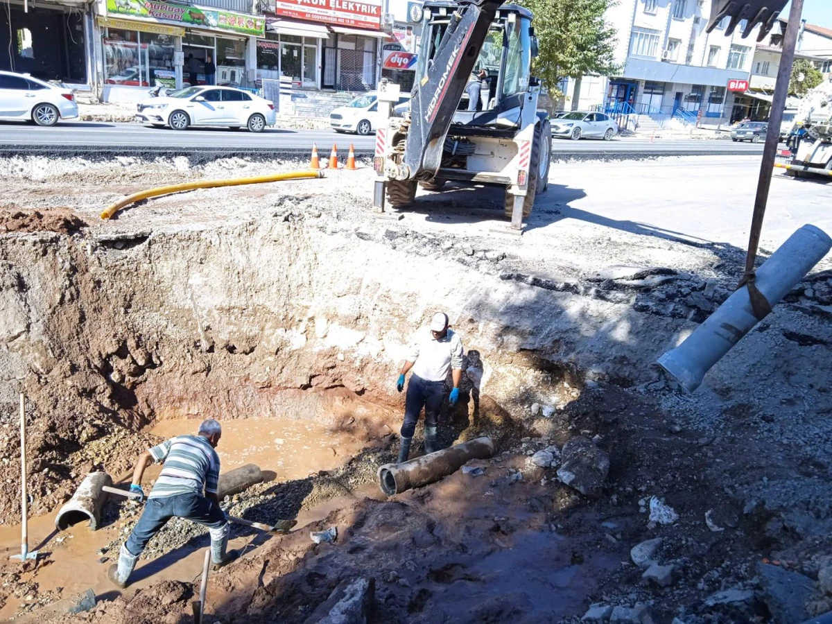 Gölbaşı’nda Altyapı Çalışmaları Devam Ediyor