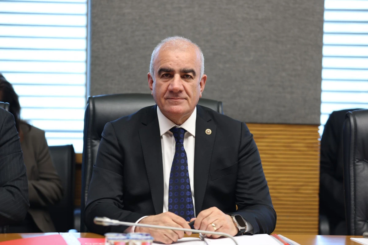 H&uuml;seyin &Ouml;zhan: &ldquo;28 Şubat, milletin iradesine ve değerlerine vurulan bir darbeydi&rdquo;