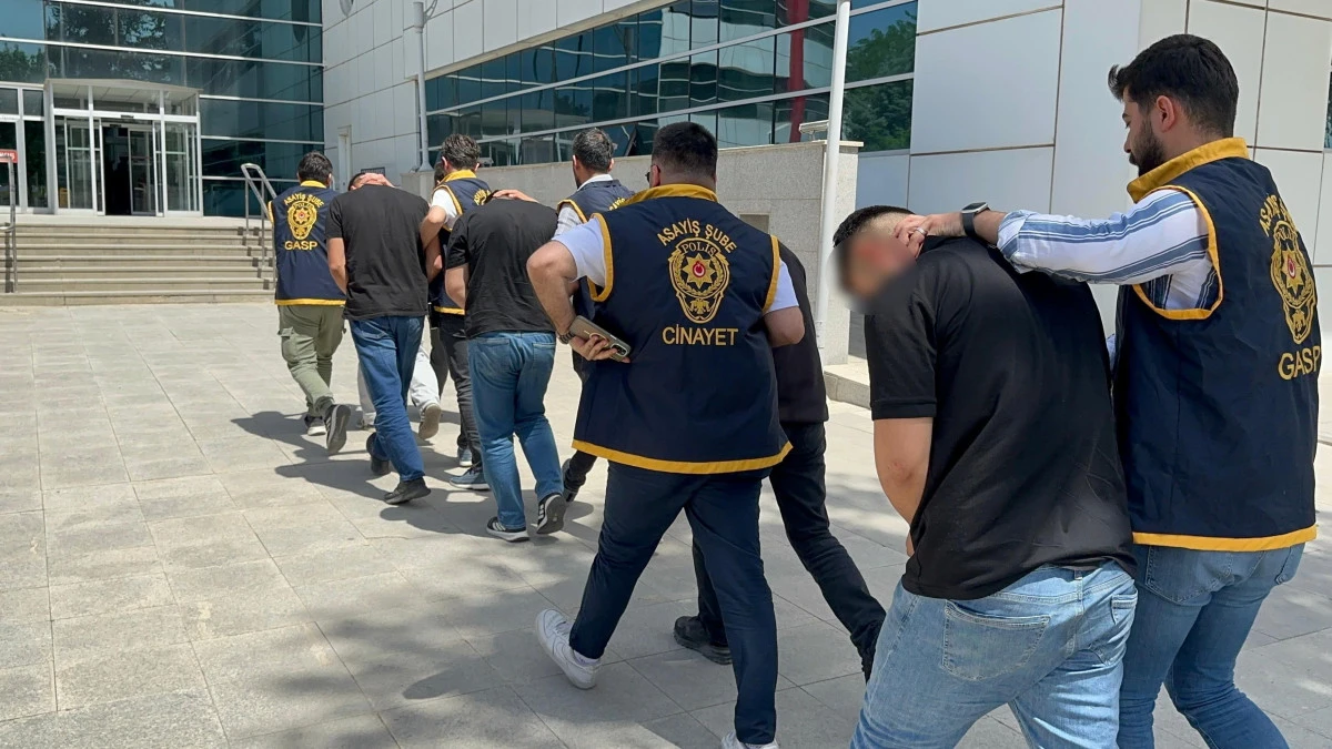 İki Kişinin Yaralandığı Silahlı Kavgada 5 Kişi Tutuklandı   