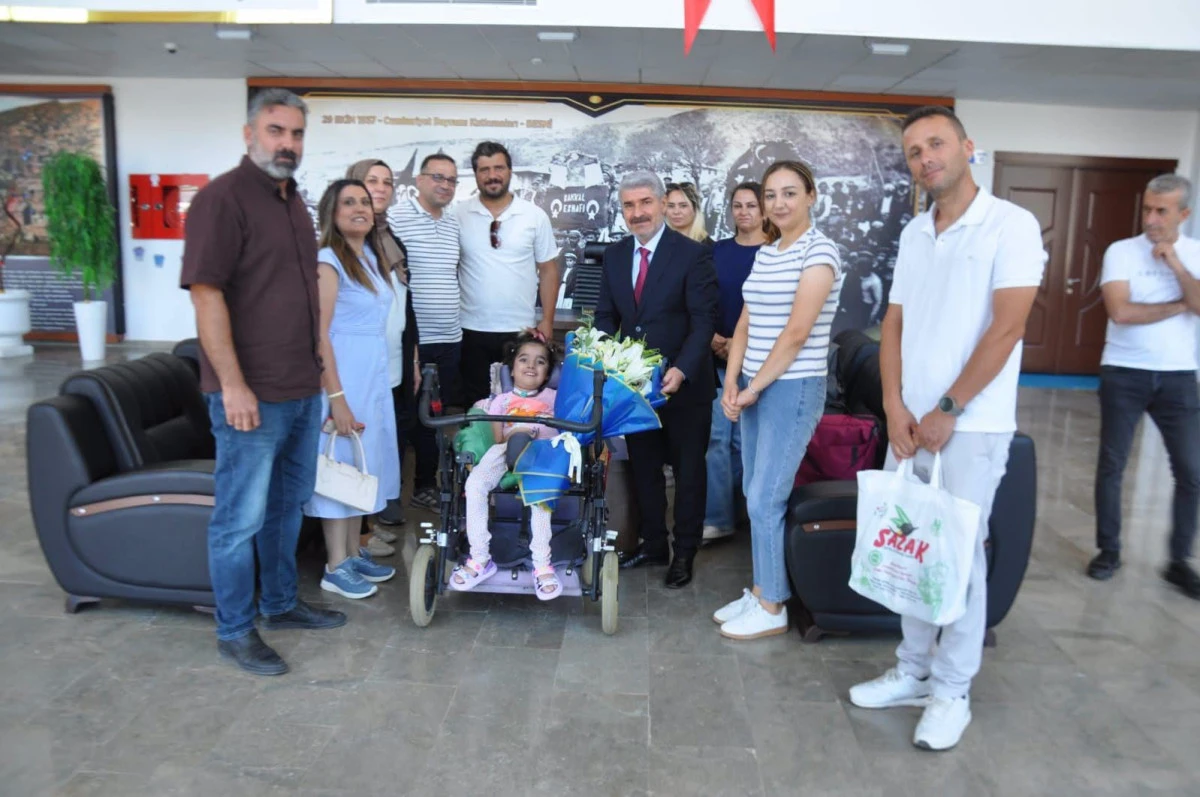 İkranur'dan Başkan Reşit Alkan'a Teşekk&uuml;r Ziyareti